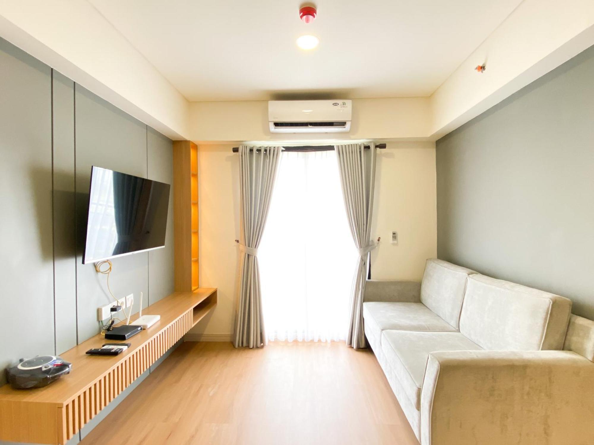 Comfort Living And Warm 3Br At Meikarta Apartment By Travelio Cikarang Exteriör bild